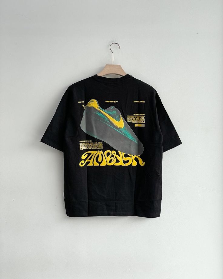 Sneaker Hype Tee